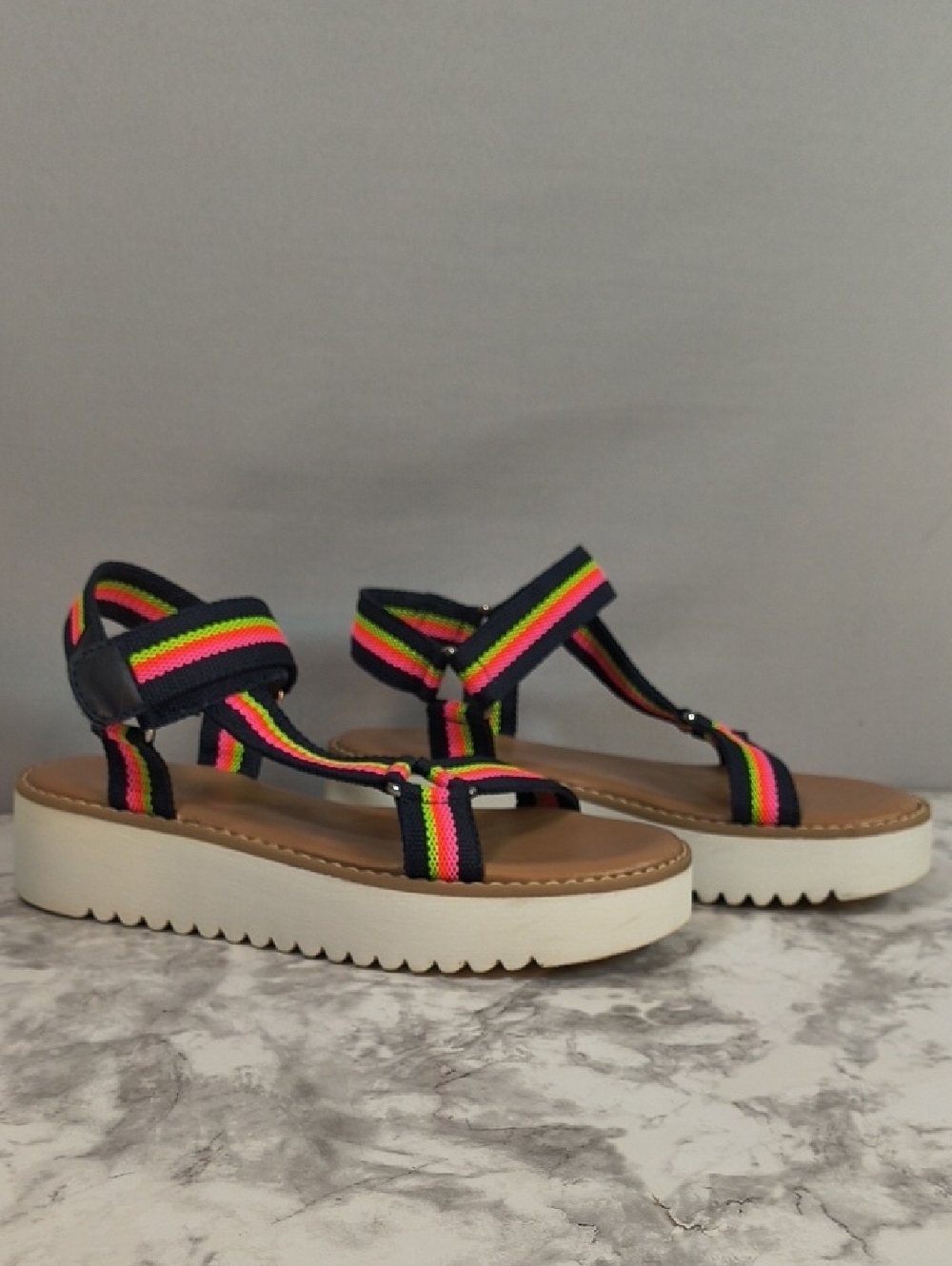Limelight Mickey Women’s Striped Platform Sandals Adjustable Ankle Strap Size 7